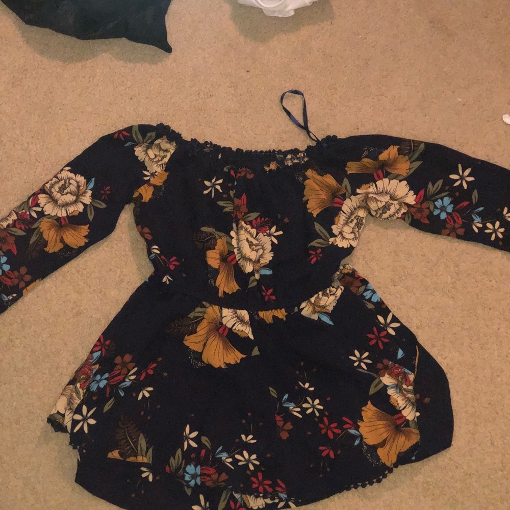 Flower romper - Picture 2 of 2